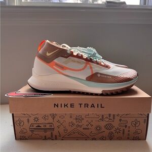 Nike React Pegasus Trail 4 GTX size 12